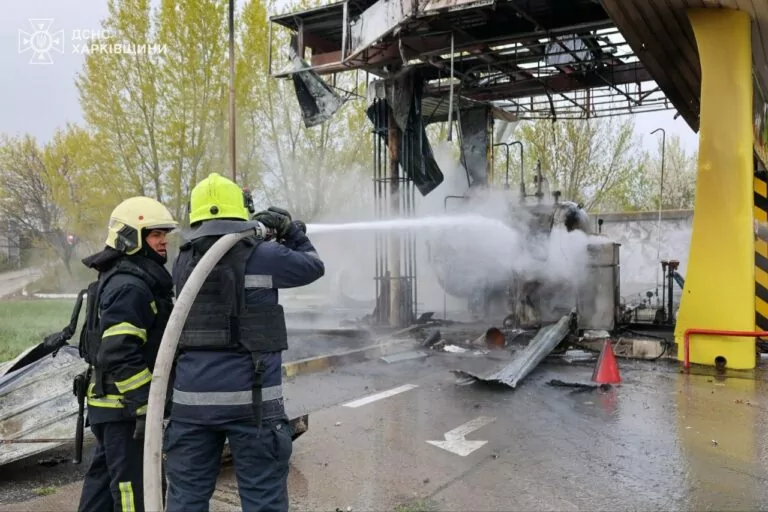 За останній місяць росіяни знищили 200 АЗС в Україні