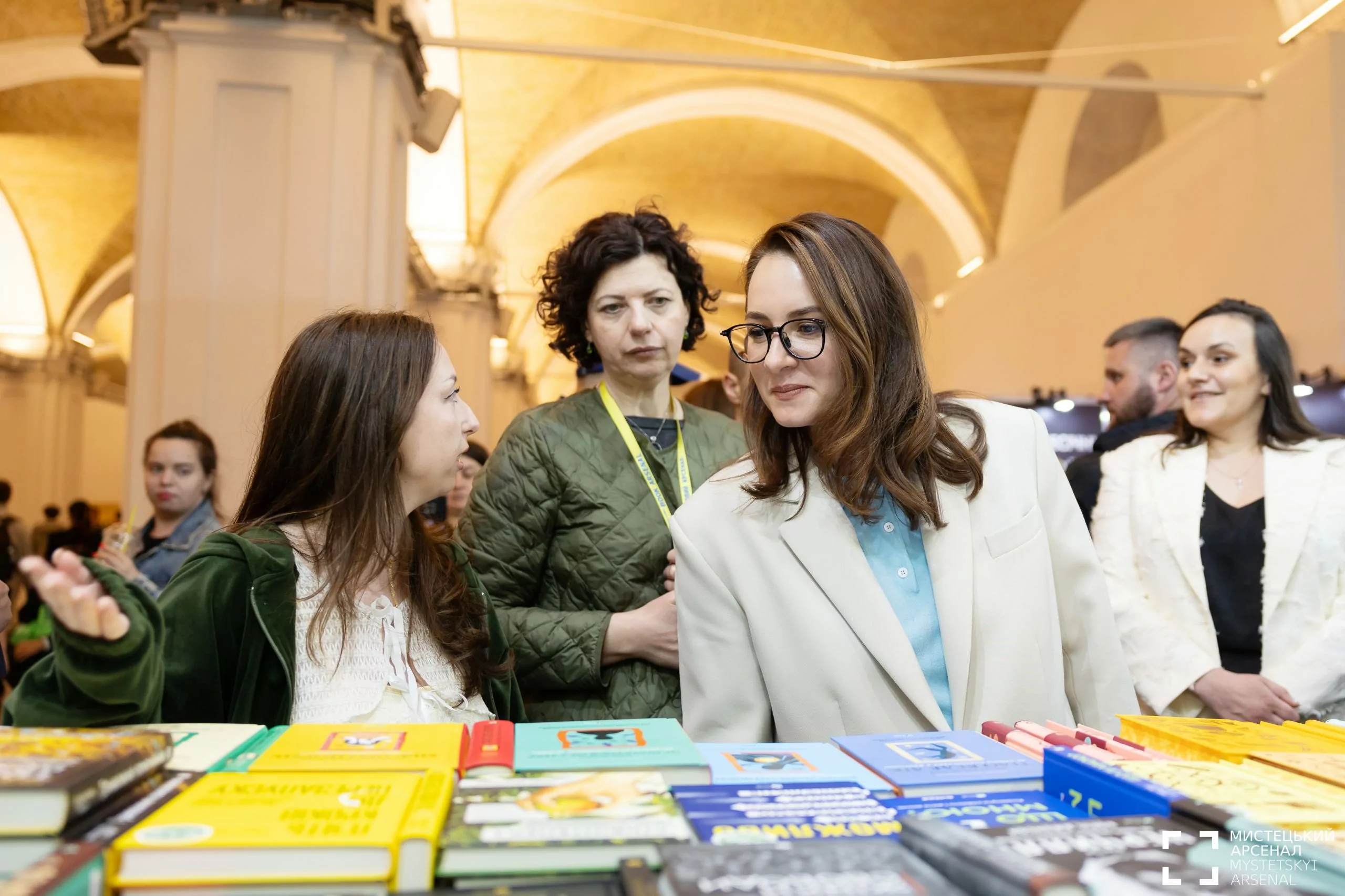 Стенд видавництва «Віват» на «Книжковому Арсеналі»
