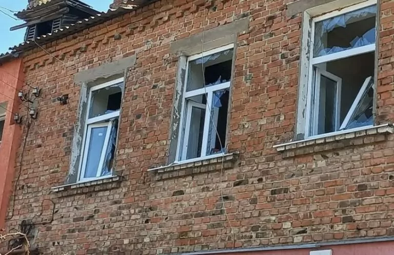 Унаслідок обстрілу Ізюмської громади постраждали двоє людей
