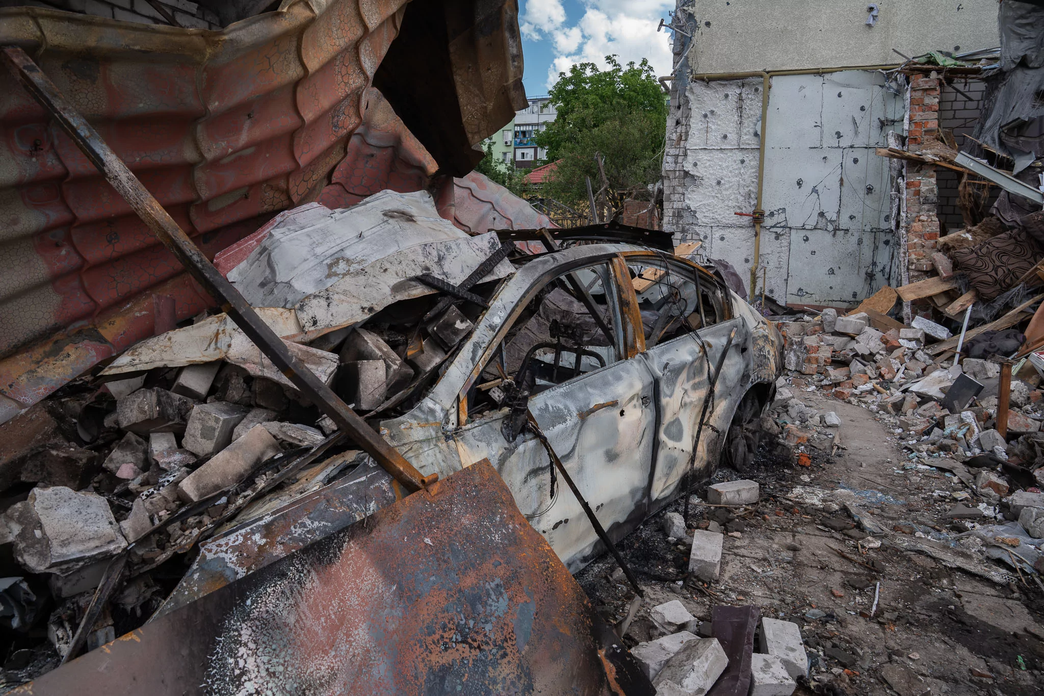 The consequences of the Russian attack on Chuhuiv in Kharkiv oblast on Jun. 9 / Photo: Gwara Media, Mia Klushnikova