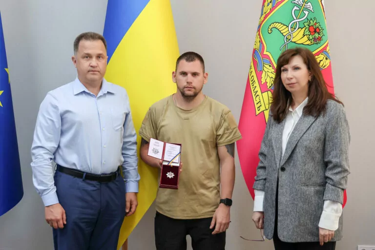 На Харківщині нагородили колишнього військовополоненого Павла Гаращенка