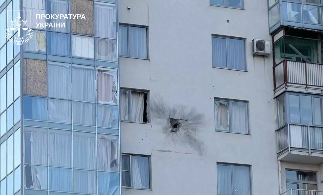 Building attacked with FPV in Kharkiv