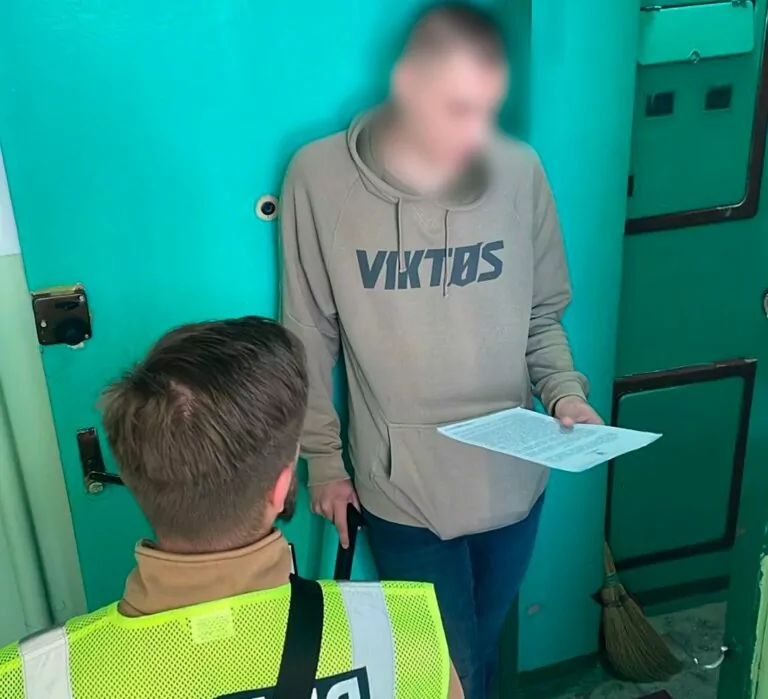 У Харкові викрили службовців ТЦК, які, ймовірно, допомагали уникнути мобілізації