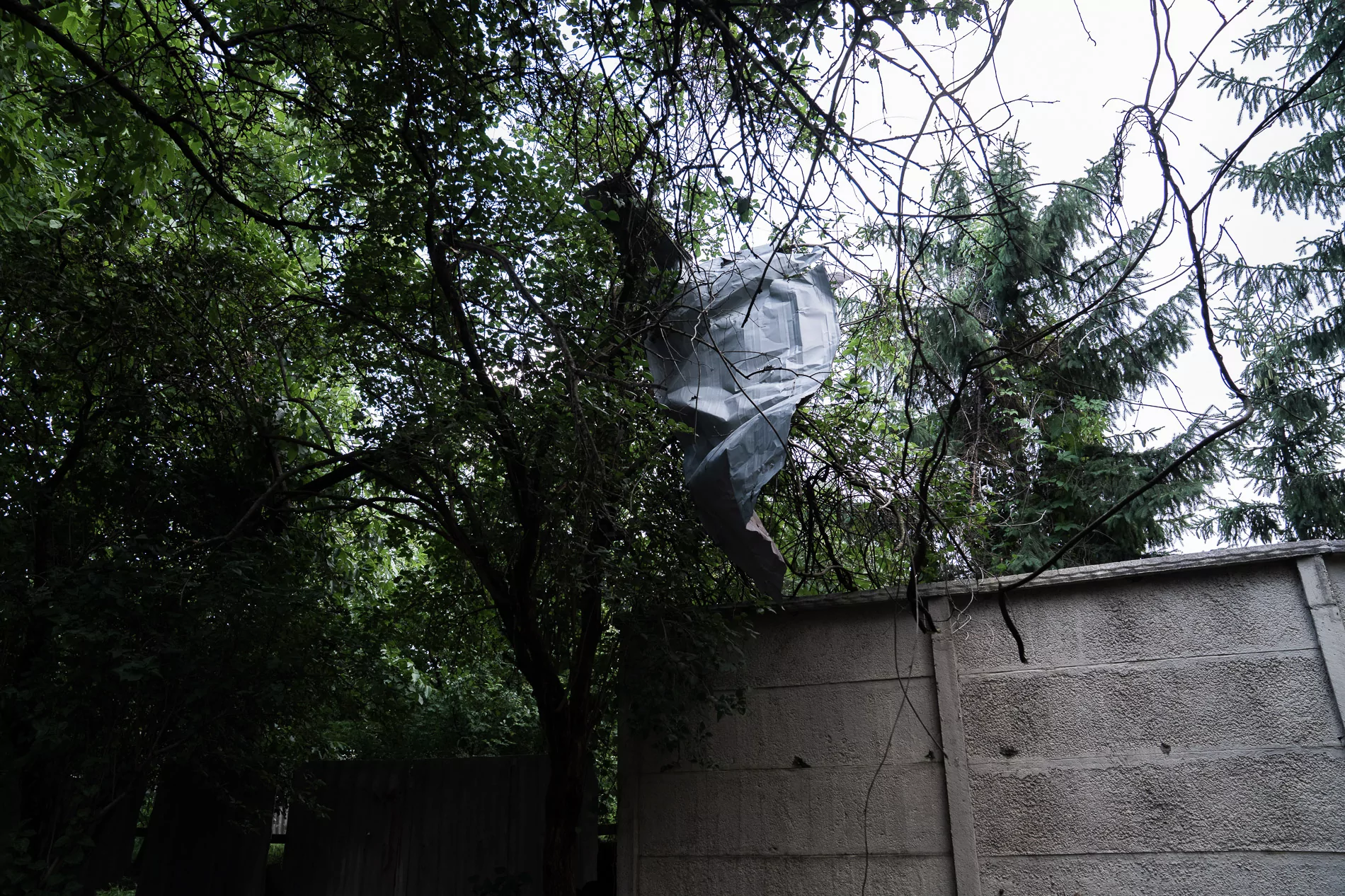 The consequences of the Russian attack on the five-story apartment building in Kharkiv