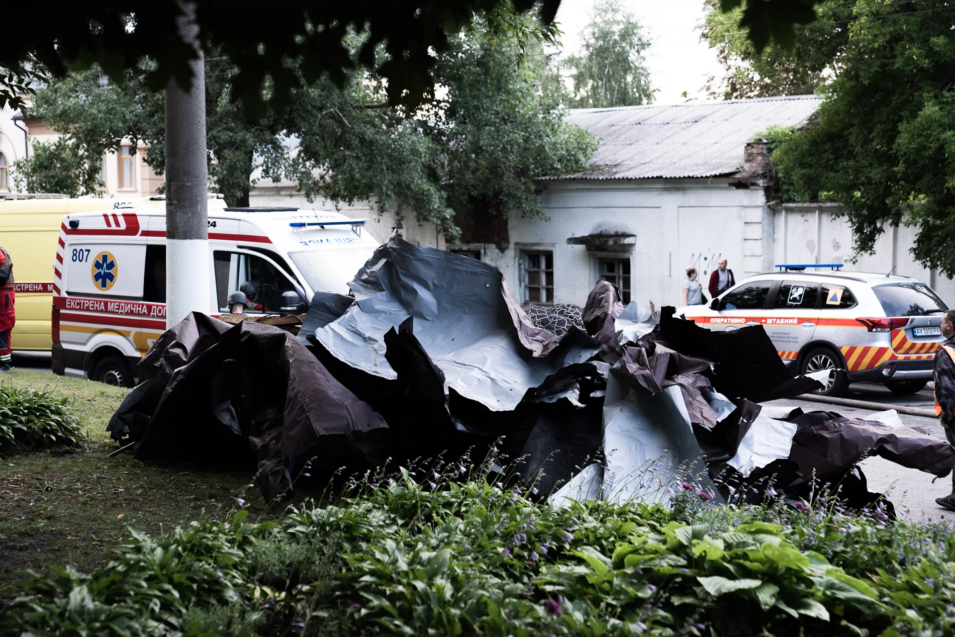 The consequences of the Russian attack on the five-story apartment building in Kharkiv