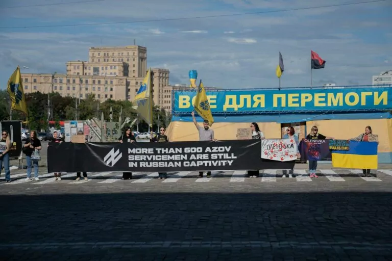 ‘Innocent were executed — guilty remain unpunished.’ Kharkiv honors Ukrainian POWs killed in Olenivka 