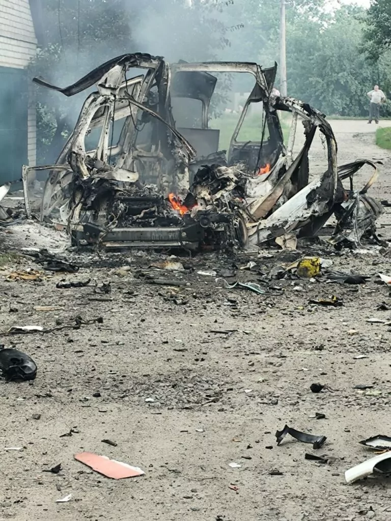 Троє людей постраждали внаслідок російської атаки у Золочеві