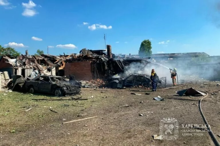 Росіяни вдарили з авіації по Харкову: є загиблі та поранені — ОНОВЛЮЄТЬСЯ