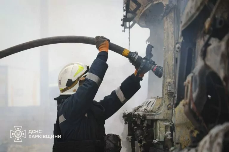 У середмісті Харкова спалахнула пожежа