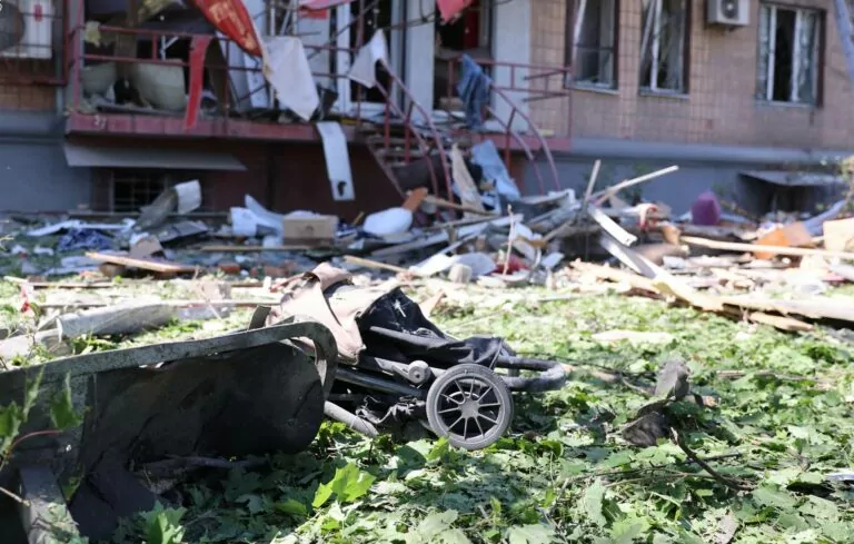 Попередньо, росіяни вдарили по Харкову дроном-ракетою «Бандероль»