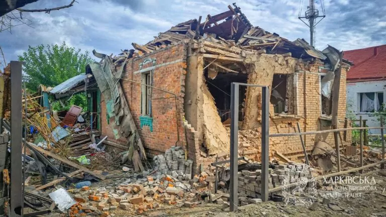 Russian attack on Slobidskyi district of Kharkiv kills 1, injures 16, including children