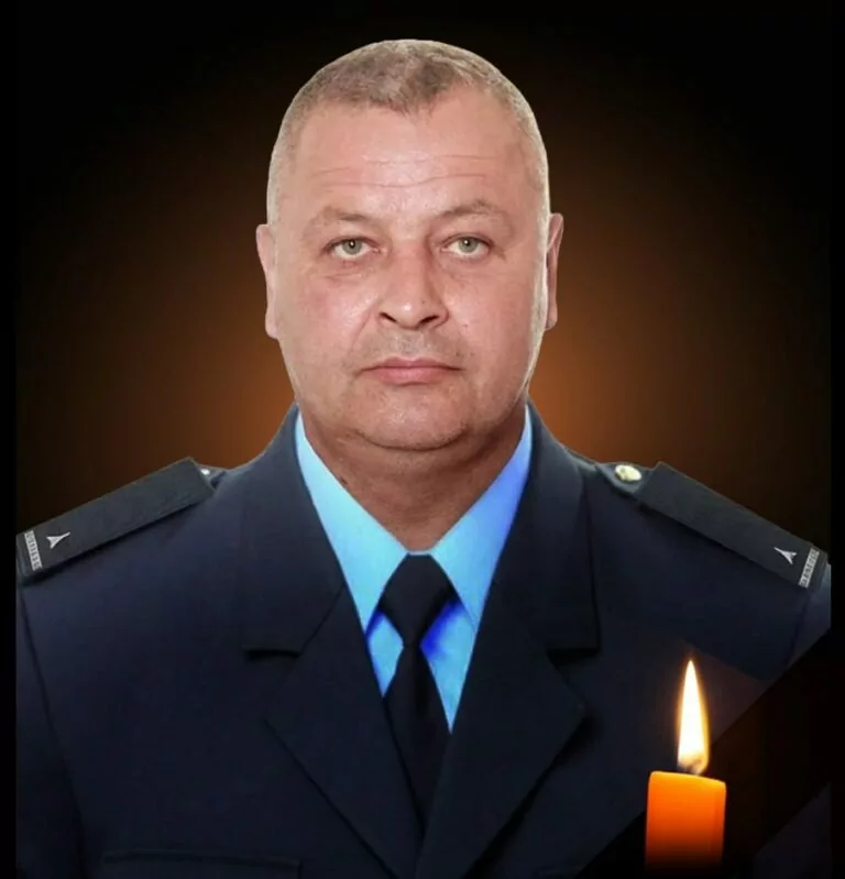 Після удару по пожежно-рятувальному підрозділу на Харківщині помер рятувальник