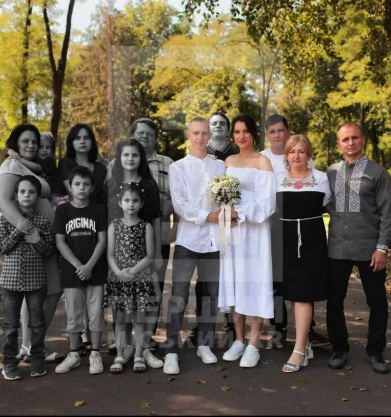 Російський удар убив багатодітну родину у передмісті Кривого Рогу