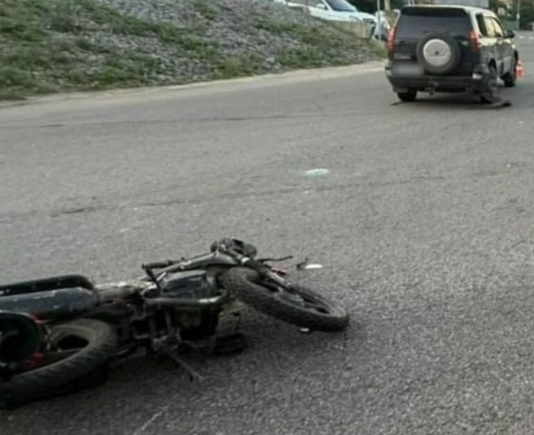 У Чугуєві в ДТП травмувався 16-річний мотоцикліст