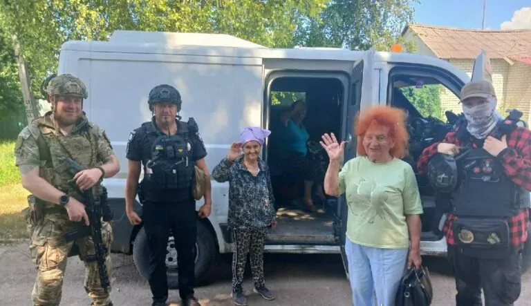 Евакуаційна група на Куп’янщині потрапила під атаку російського безпілотника