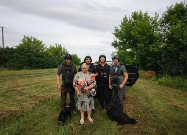 З Куп’янщини евакуювали літню жительку прифронтового села