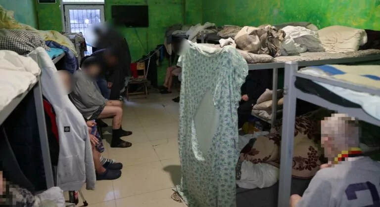 У Харкові припинили діяльність ребцентрів, де, ймовірно, незаконно утримували людей