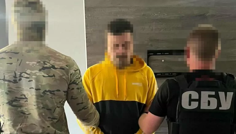 СБУ затримала чоловіка, який, імовірно, коригував удари по трасі Харків — Полтава