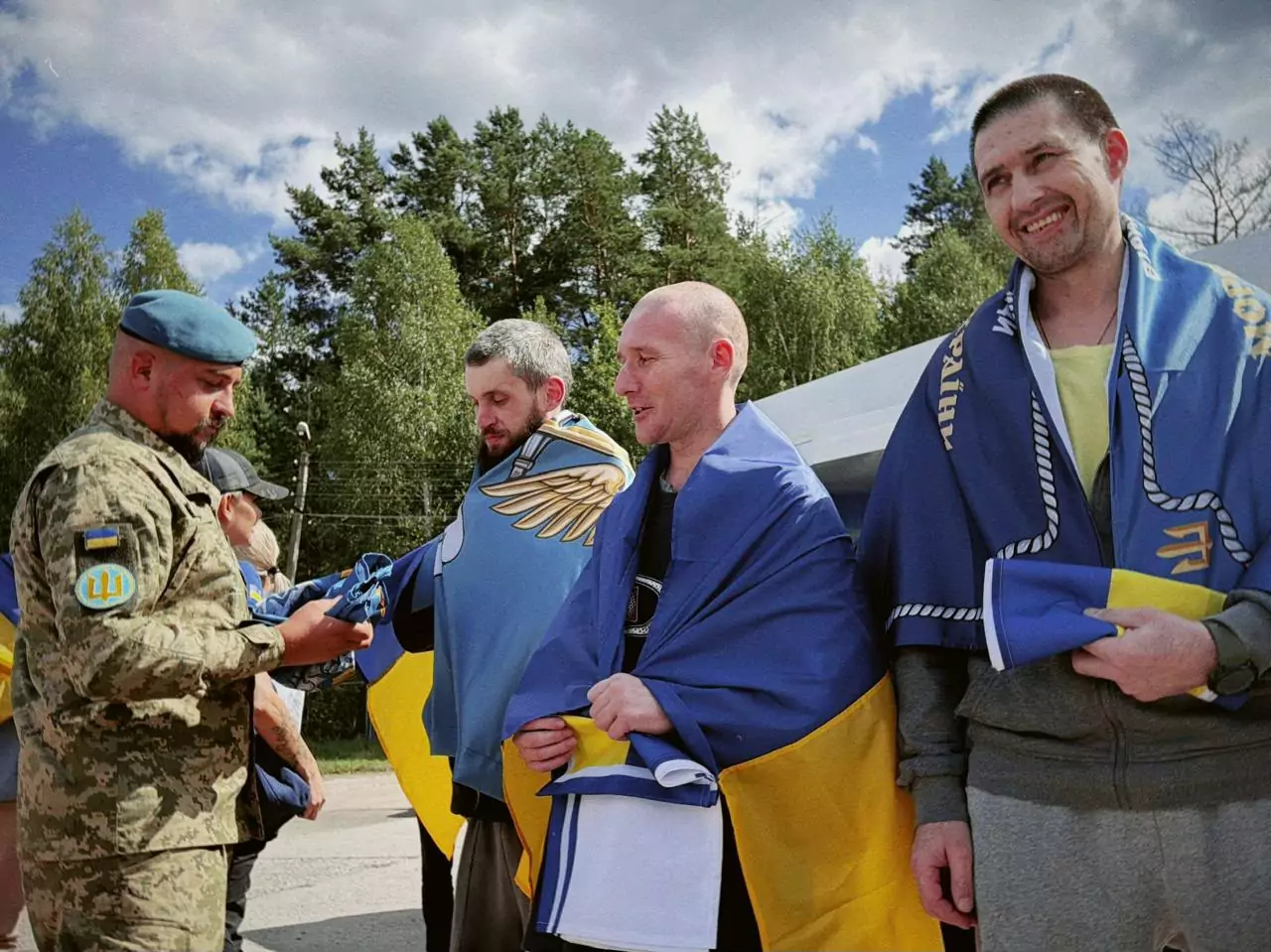 Ukraine returned 10 soldiers from Russian captivity on Aug. 24. 2026