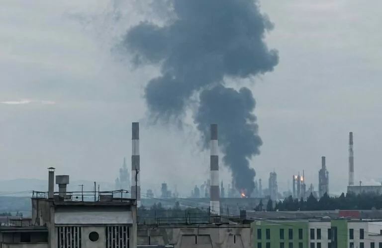 Ukrainian drones attack Russian oil refinery in Perm, over 932 miles from state border