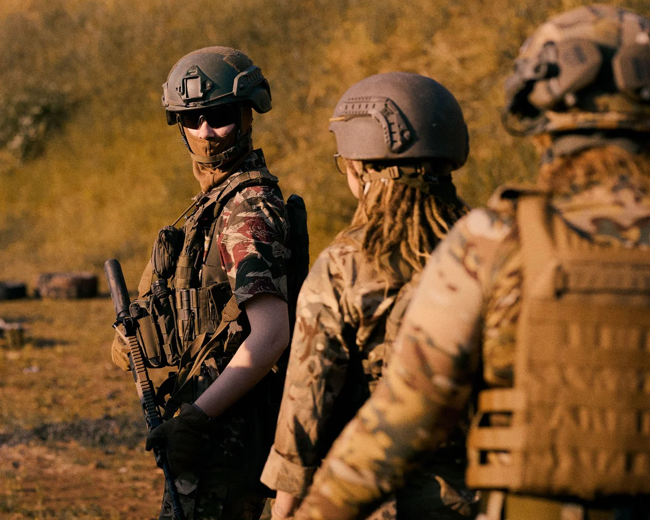 Femka (left) with her sisters-in-arms.
