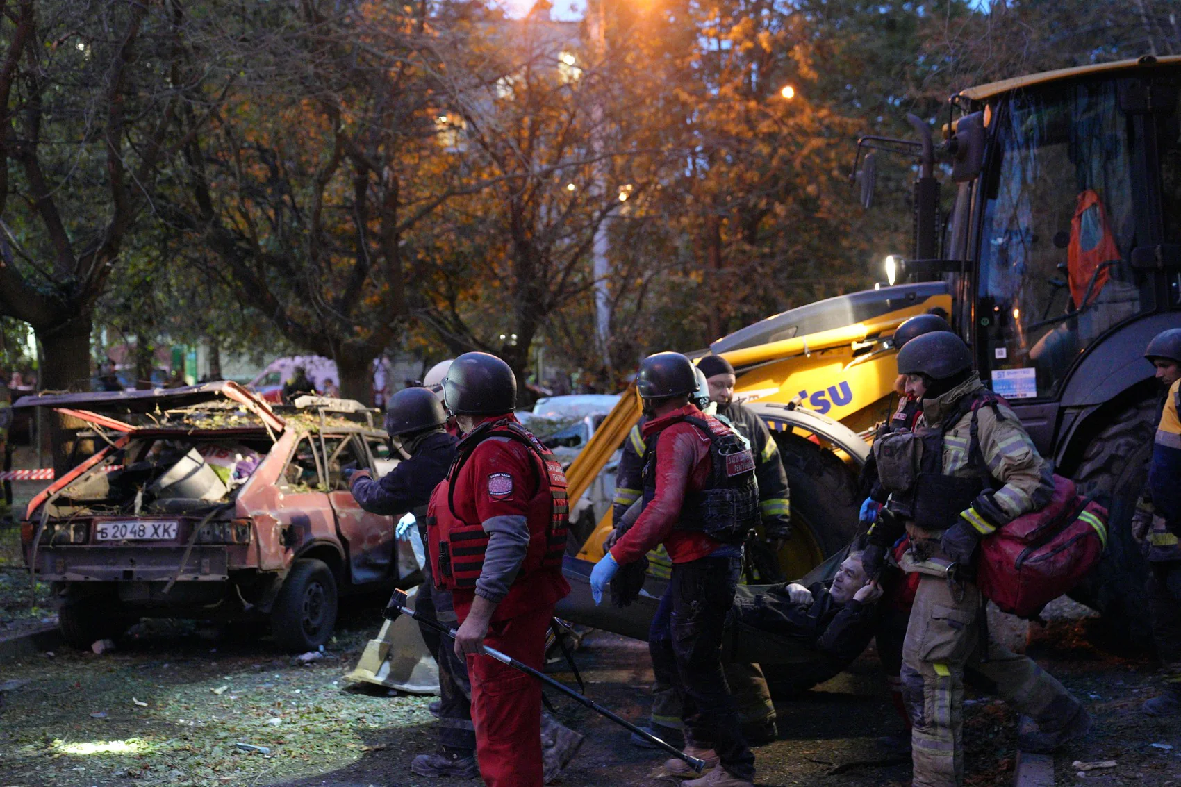 Medics in the impact site in Kharkiv