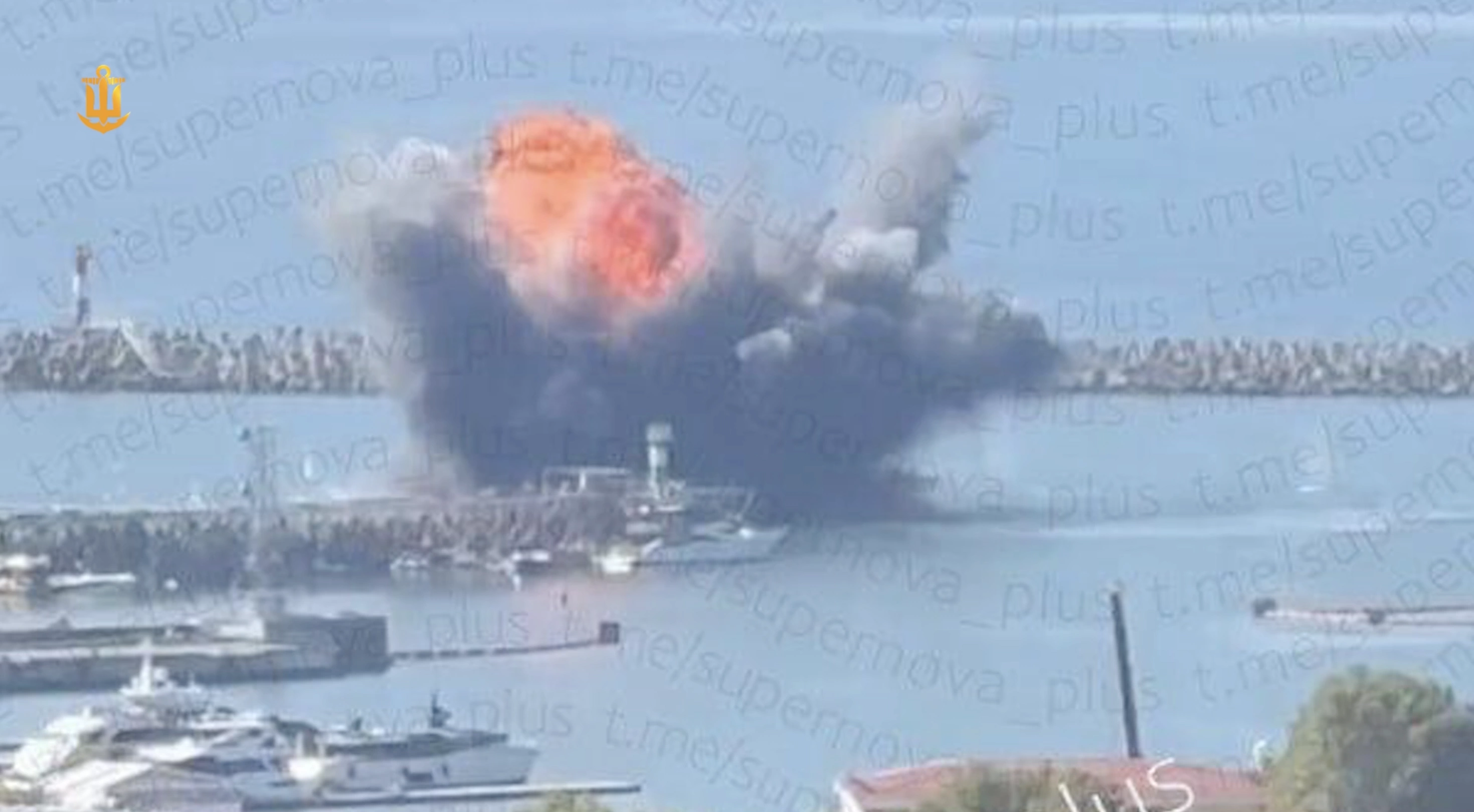 Damaged Russian ship called NEFRIT