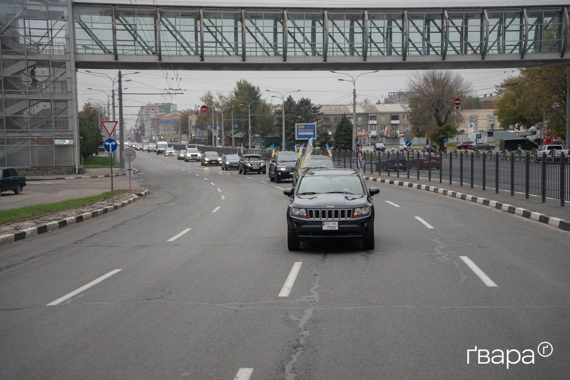 зображення до посту: У Харкові провели автопробіг на честь сімох загиблих бійців 113-ї бригади ТрО &mdash; фото