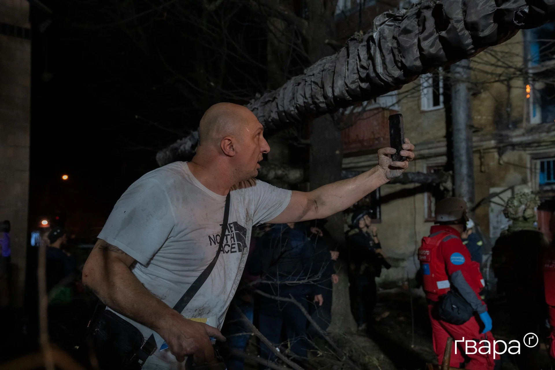 зображення до посту: Росія масовано атакувала Холодногірський район Харкова &laquo;Бандеролями&raquo;: четверо загиблих, 15 постраждалих &mdash; фото