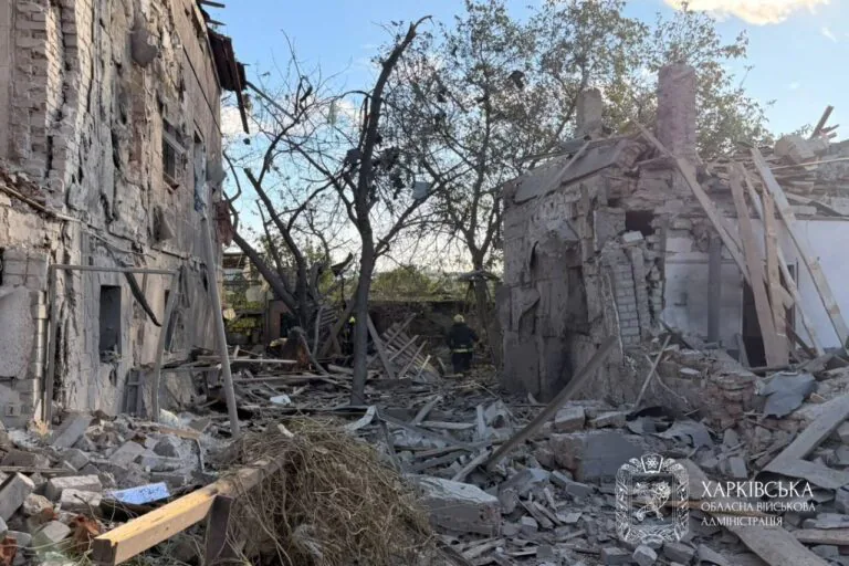 Russian forces hit Kharkiv with glide bombs, kill 2, injure 28 people