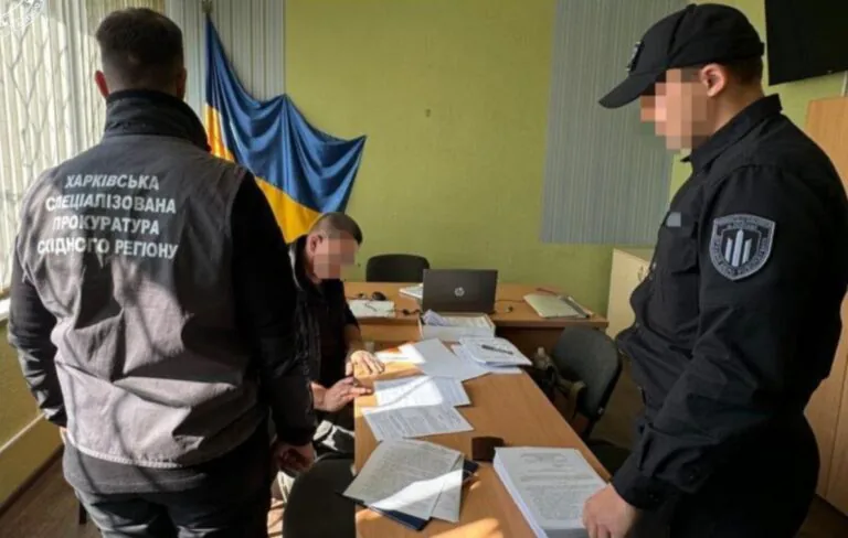 Ексначальника Харківського ТЦК та його заступника підозрюють у завищенні показників мобілізації