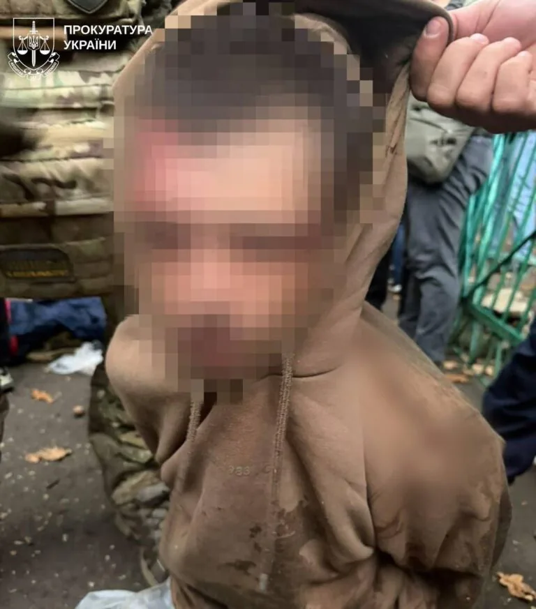 Затриманому в Харкові російському військовому оголосили підозру у вбивстві шістьох людей