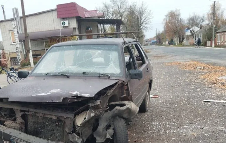 У Золочеві через влучання FPV-дрона по авто постраждала підлітка