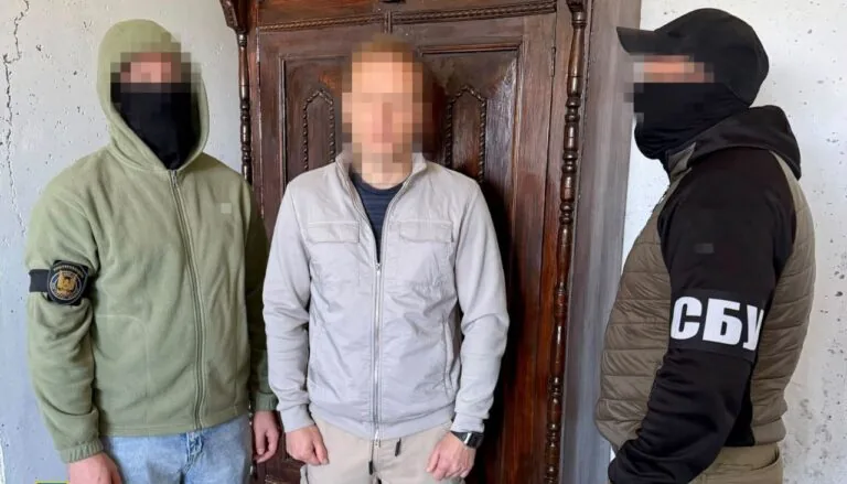 У Харкові затримали ексадвоката, який міг передавати ФСБ дані про ЗСУ